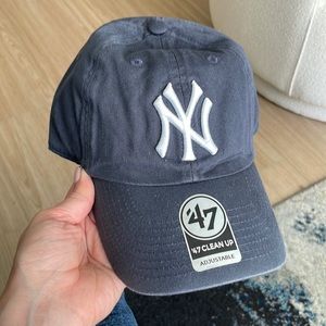‘47 NY Yankees vintage navy clean up- with tags